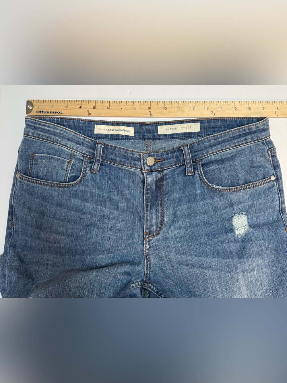 Pilcro Hyphen Cuffed Cropped Women's Jeans in Medium distressed Blue Denim 31 - Picture 5 of 15
